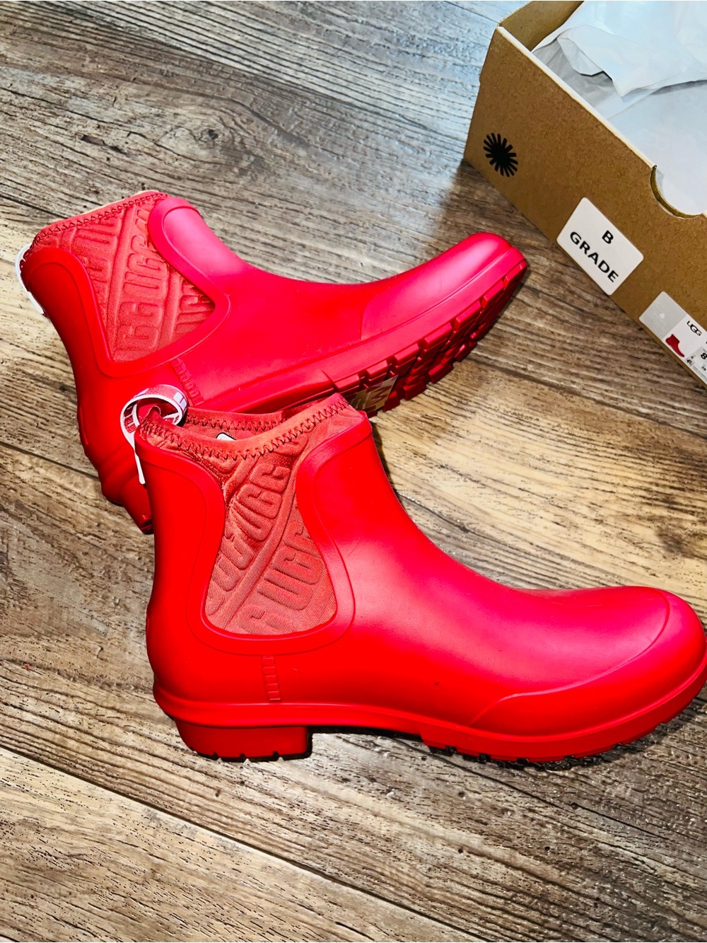 UGG Women's Waterproof Chevonne Rain Boots